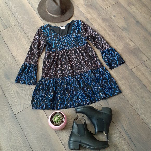 Thief & Bandit | Berry Peasant Dress - Picture 6 of 8